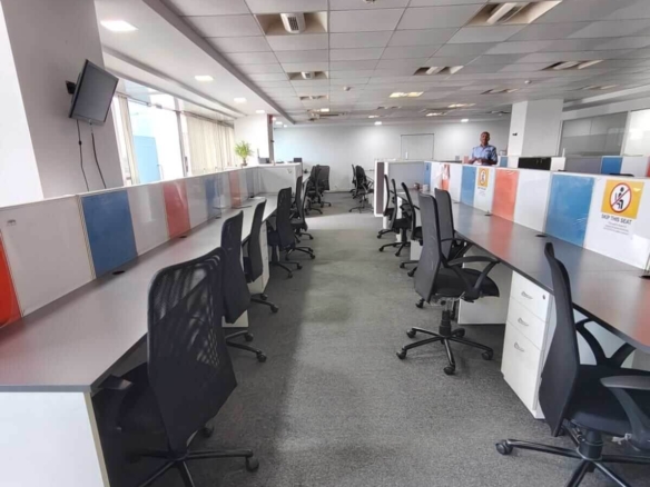 Boat Club Road, Dhole Patil