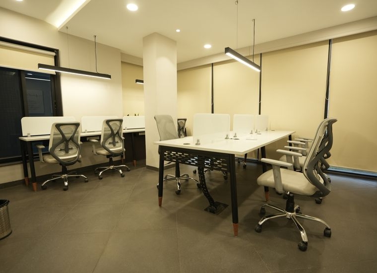 Workdesq Coworks, Mahalaxmi Nagar, Indore