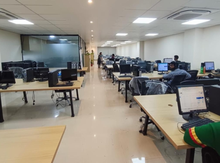 Collaborate Hub, Sector 25, Vashi, Navi Mumbai, Mumbai