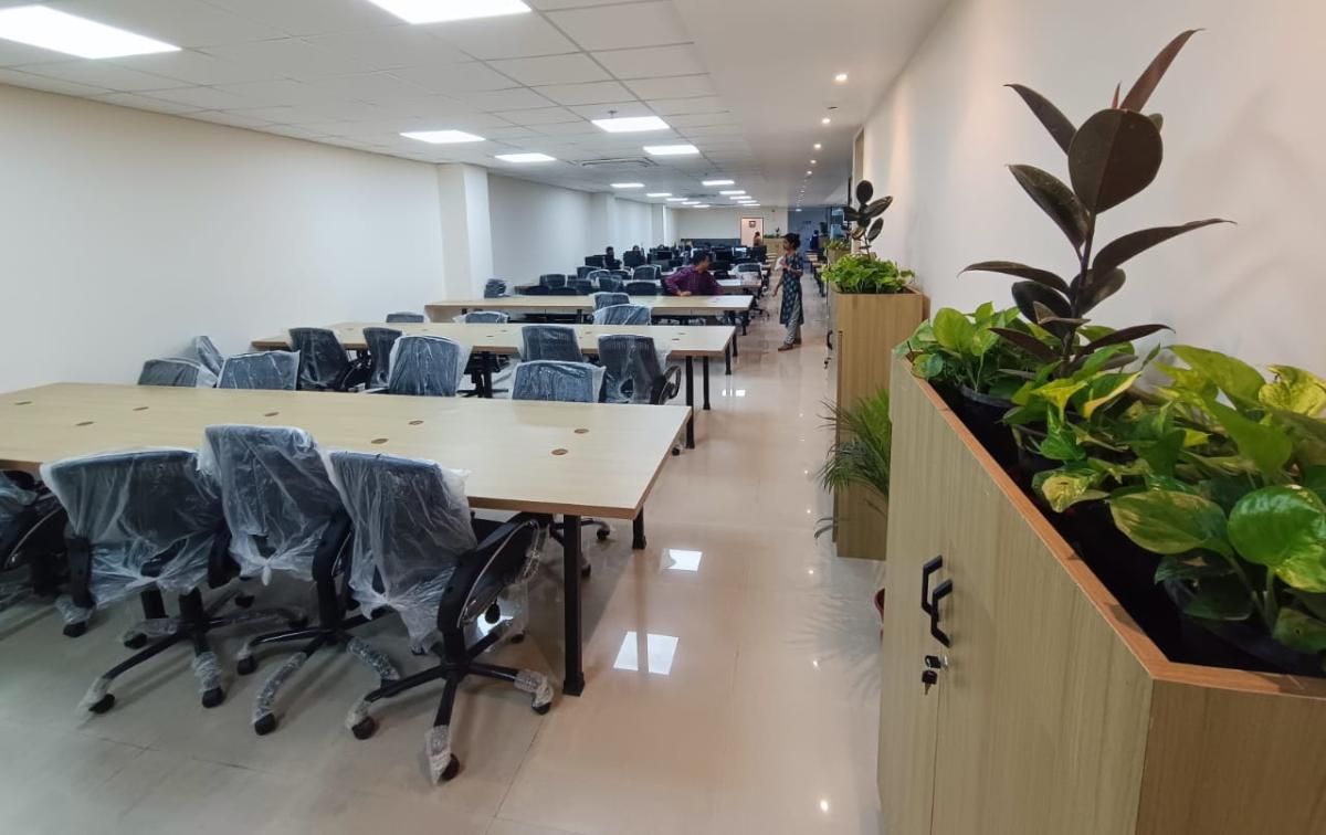 Collaborate Hub, Sector 25, Vashi, Navi Mumbai, Mumbai