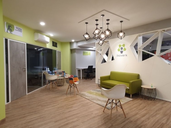iKoVerk Coworking Space, Nanpura, Surat